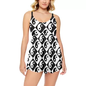 yin and yang bw print 2 Chest Pleat Swim Dress (Model S31)